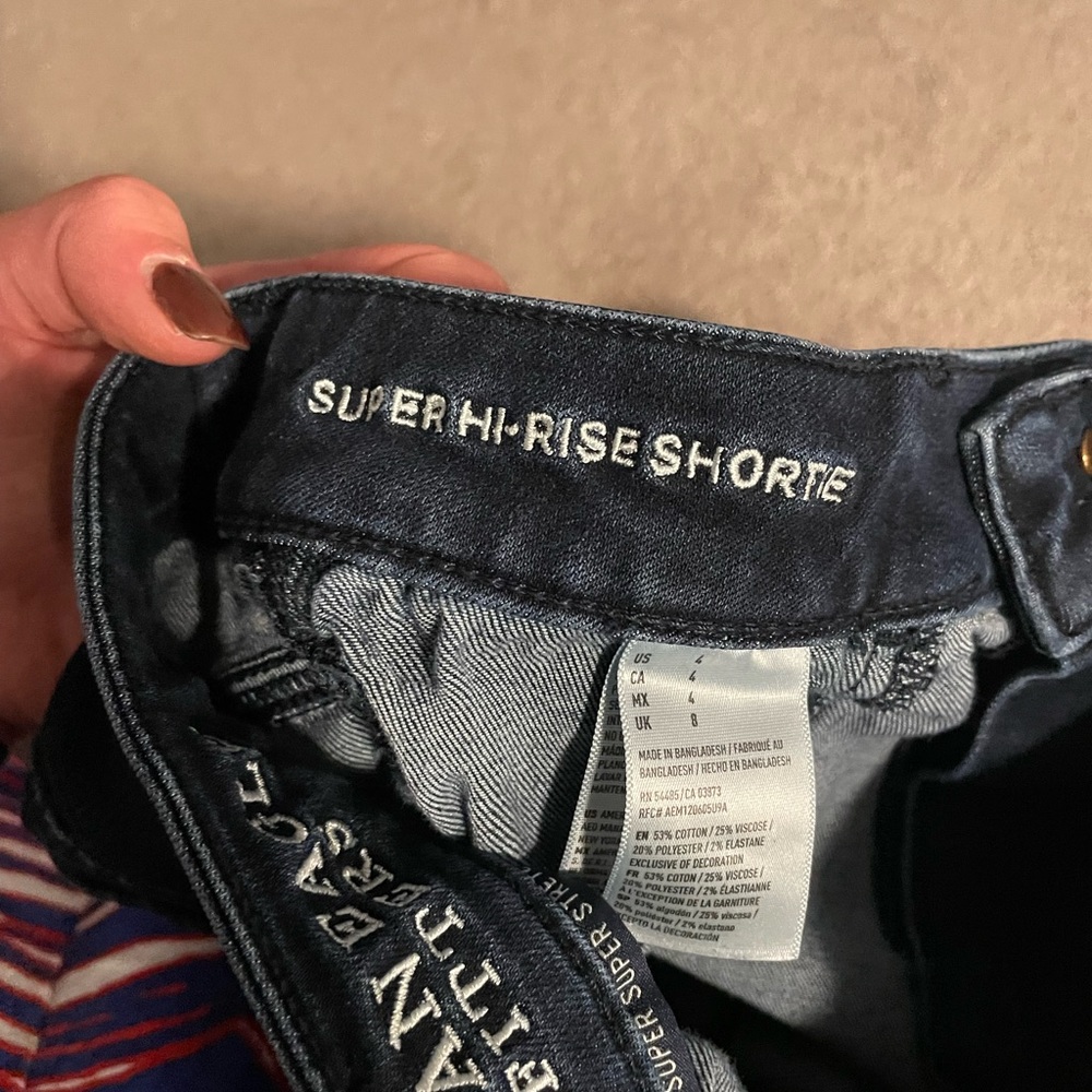 AE super hi rise shortie stretch dark denim shorts size 4